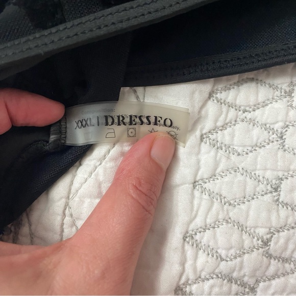 Black Lace-Up Bat Print bathing suit top / Plus size - Picture 6 of 7